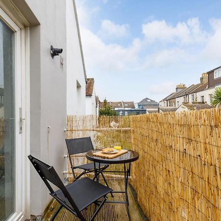 Charming 2 Bedroom Flat In Central Hove With Free Parking Eksteriør billede